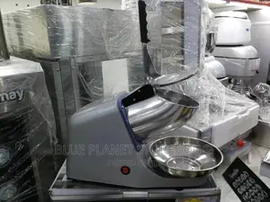 Commercial Electric Smash Ice Machines // 180w // WF-A109.