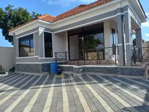 Furnished 4bdrm House in Kisaasi, Nakawa for Sale