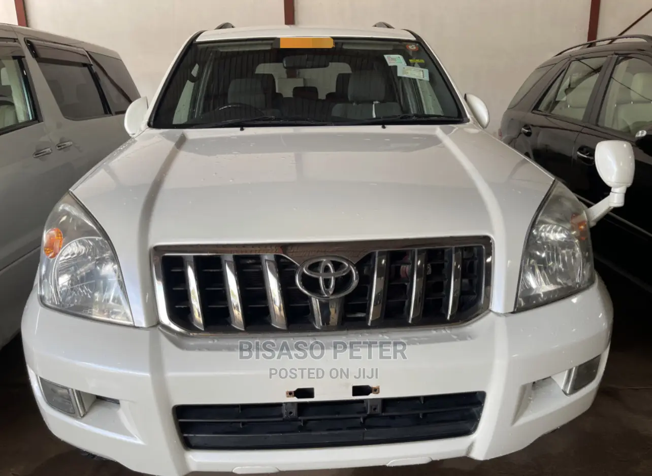 Toyota Land Cruiser Prado 2009 White