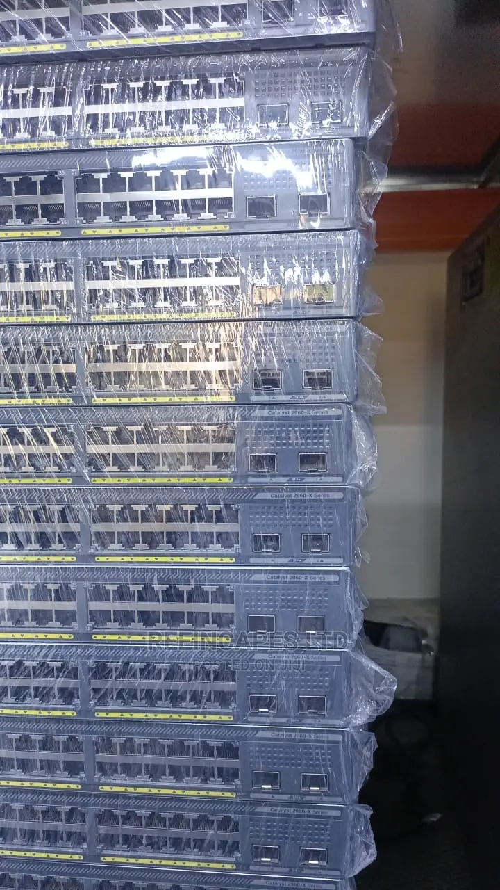 2960x 48 Port