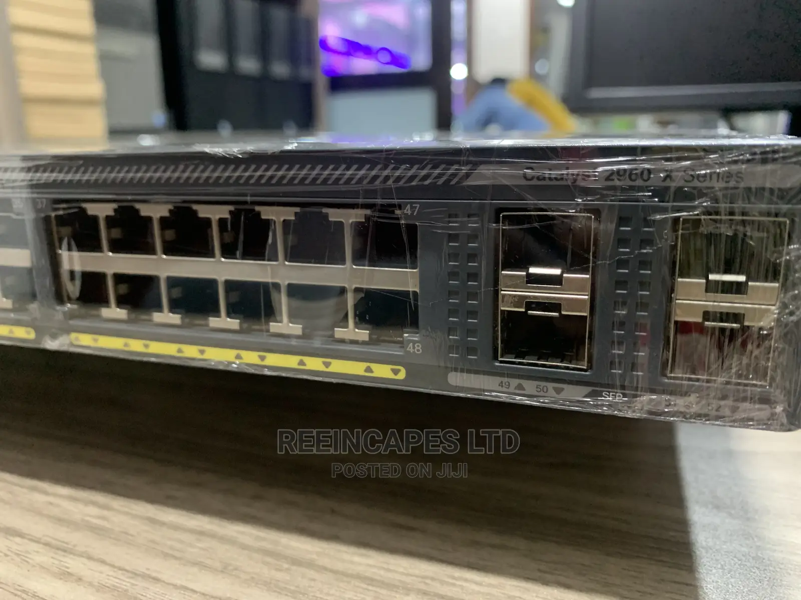 2960x 48 Port