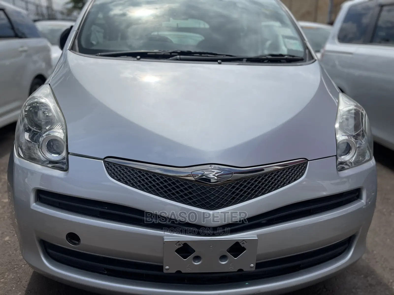 Toyota Ractis 1.5 AWD 2007 Silver
