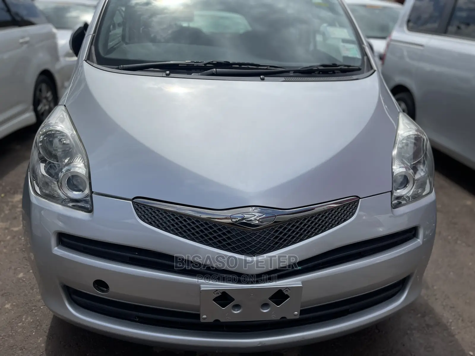 Toyota Ractis 1.5 AWD 2007 Silver