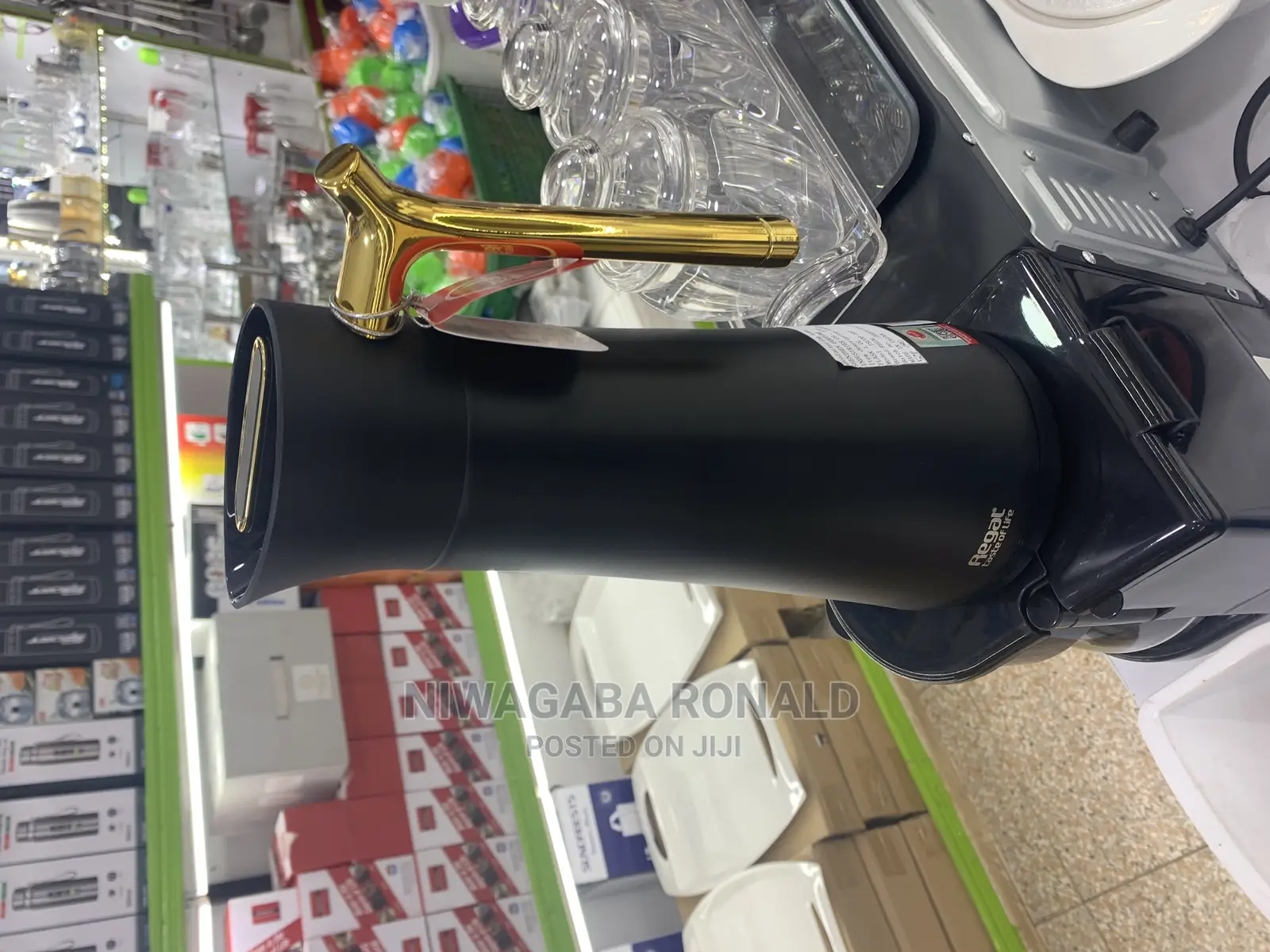 1.0L Regal Flask Black