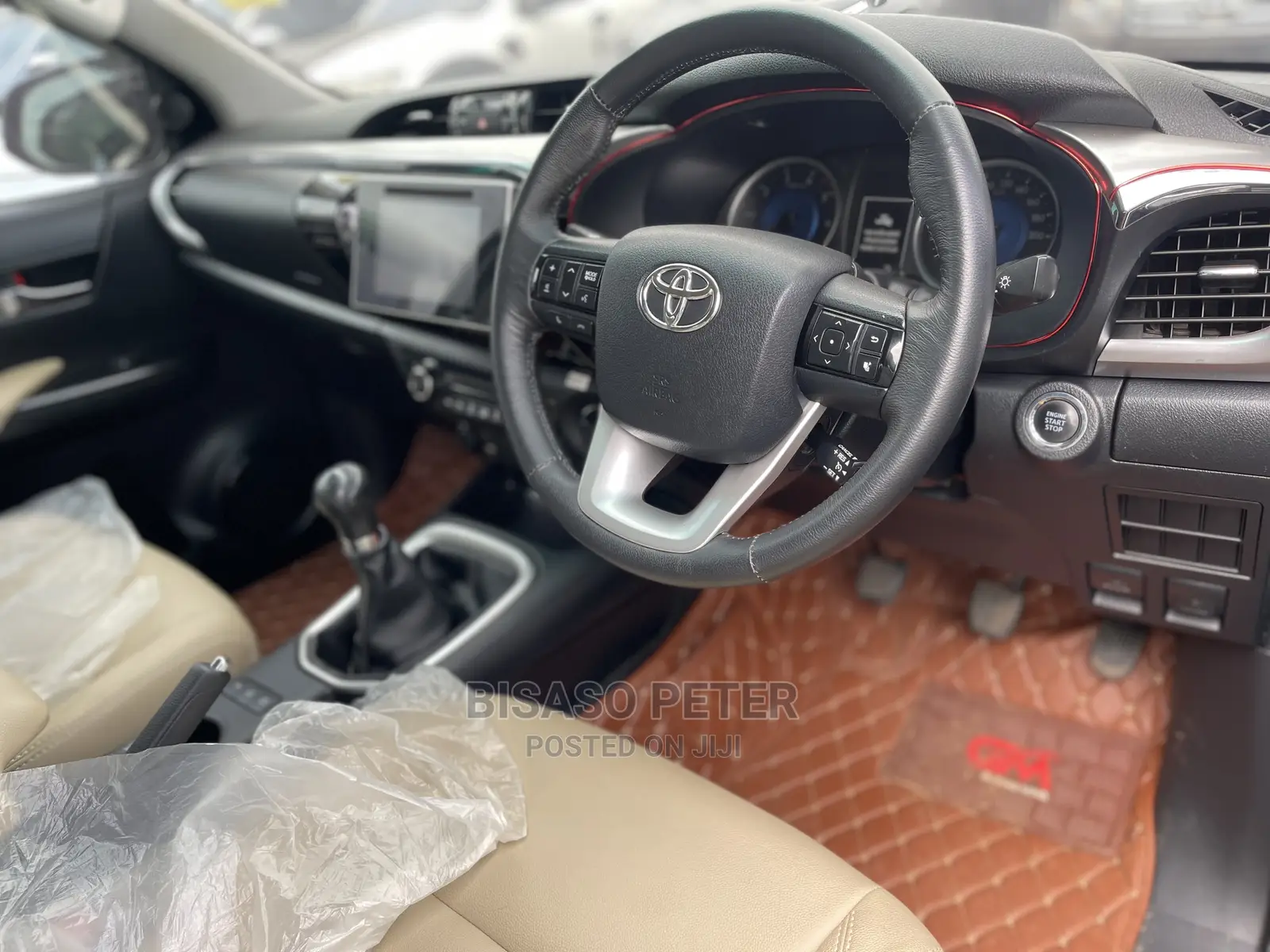 Toyota Hilux 2016 Black
