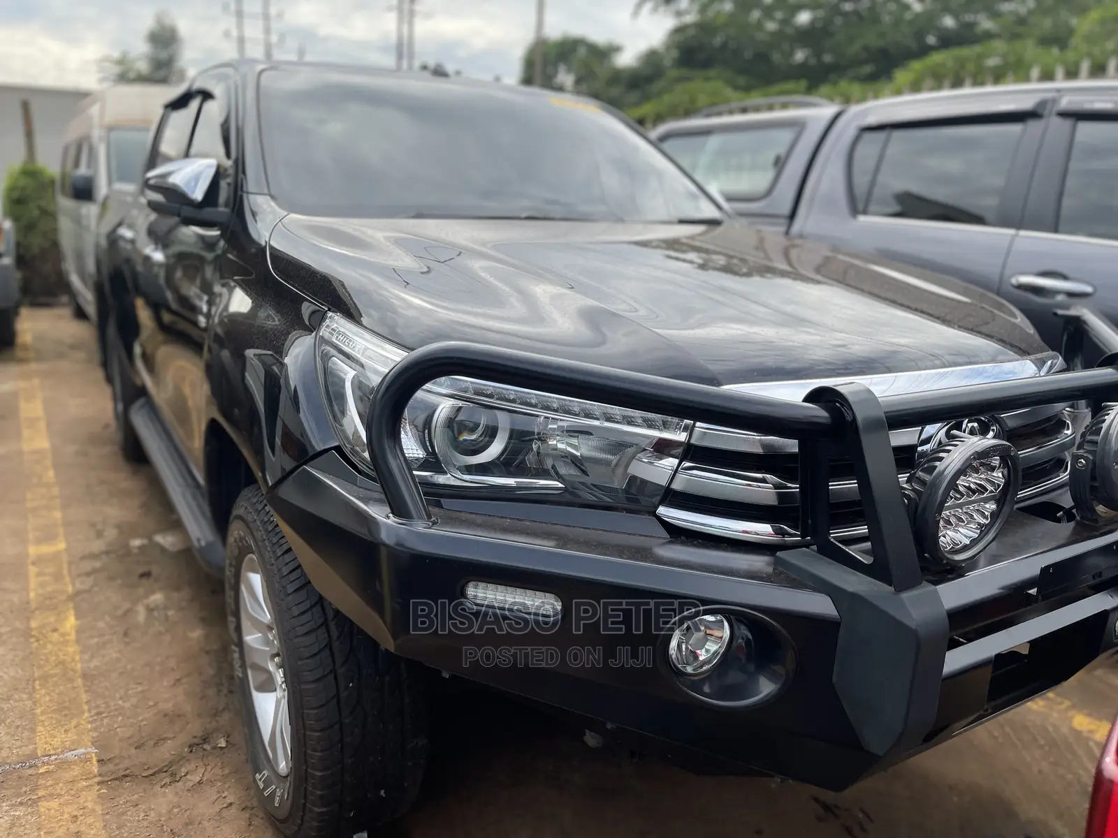 Toyota Hilux 2016 Black