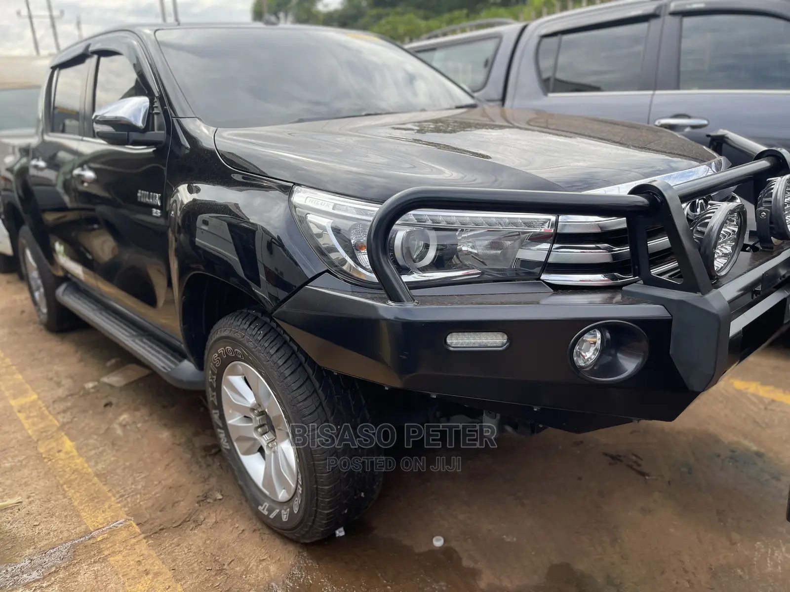 Toyota Hilux 2016 Black