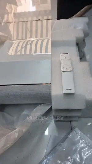 Slightly Used Samsung the Premiere Projector