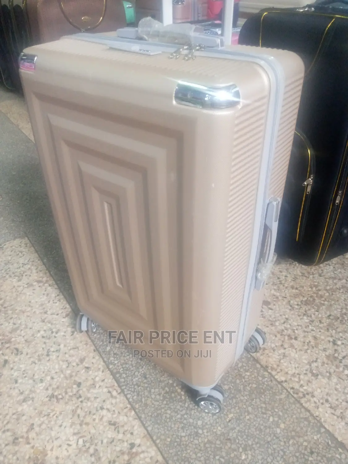 Vip Classy Executive Plastic Suitcases.Large.( Coffe Brown)