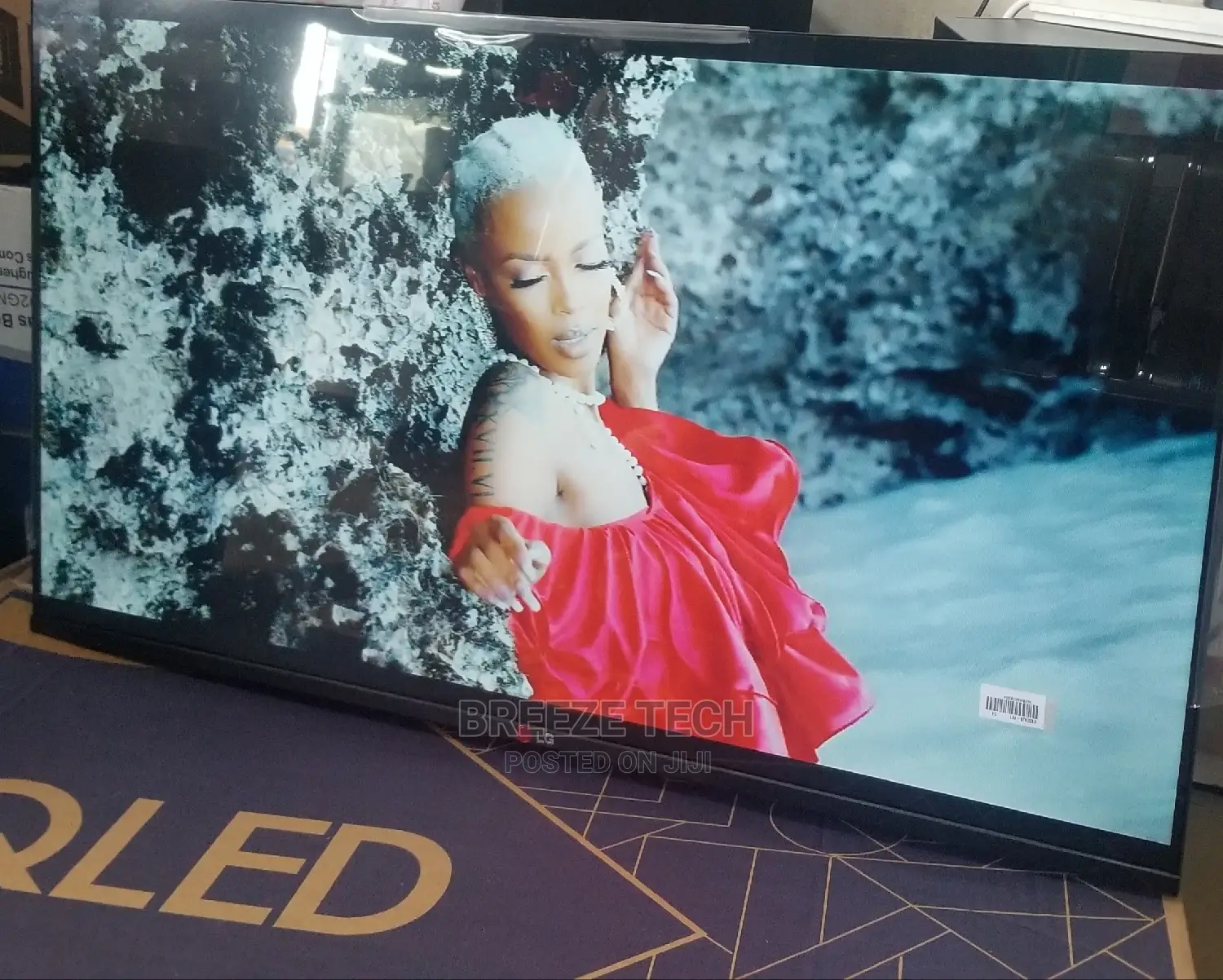 Lg Flat Screen 42"Inch Digital
