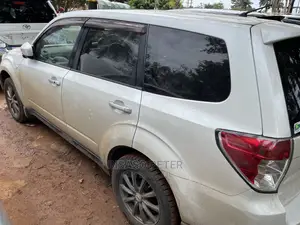 Subaru Forester 2009 White