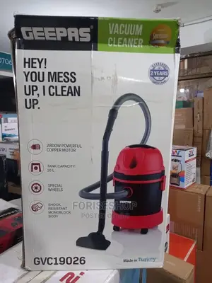 Geepas 20L Vacuum Cleaner 2800W Powerful Copper Motor