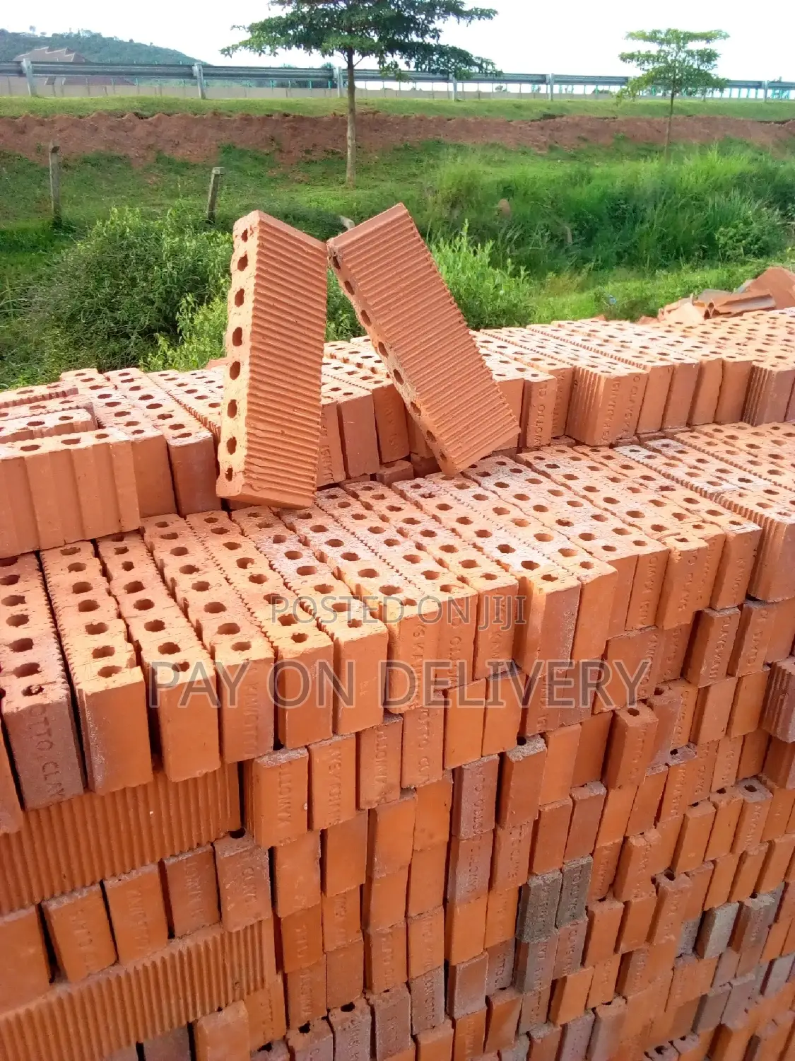 Kajjansi Half Bricks