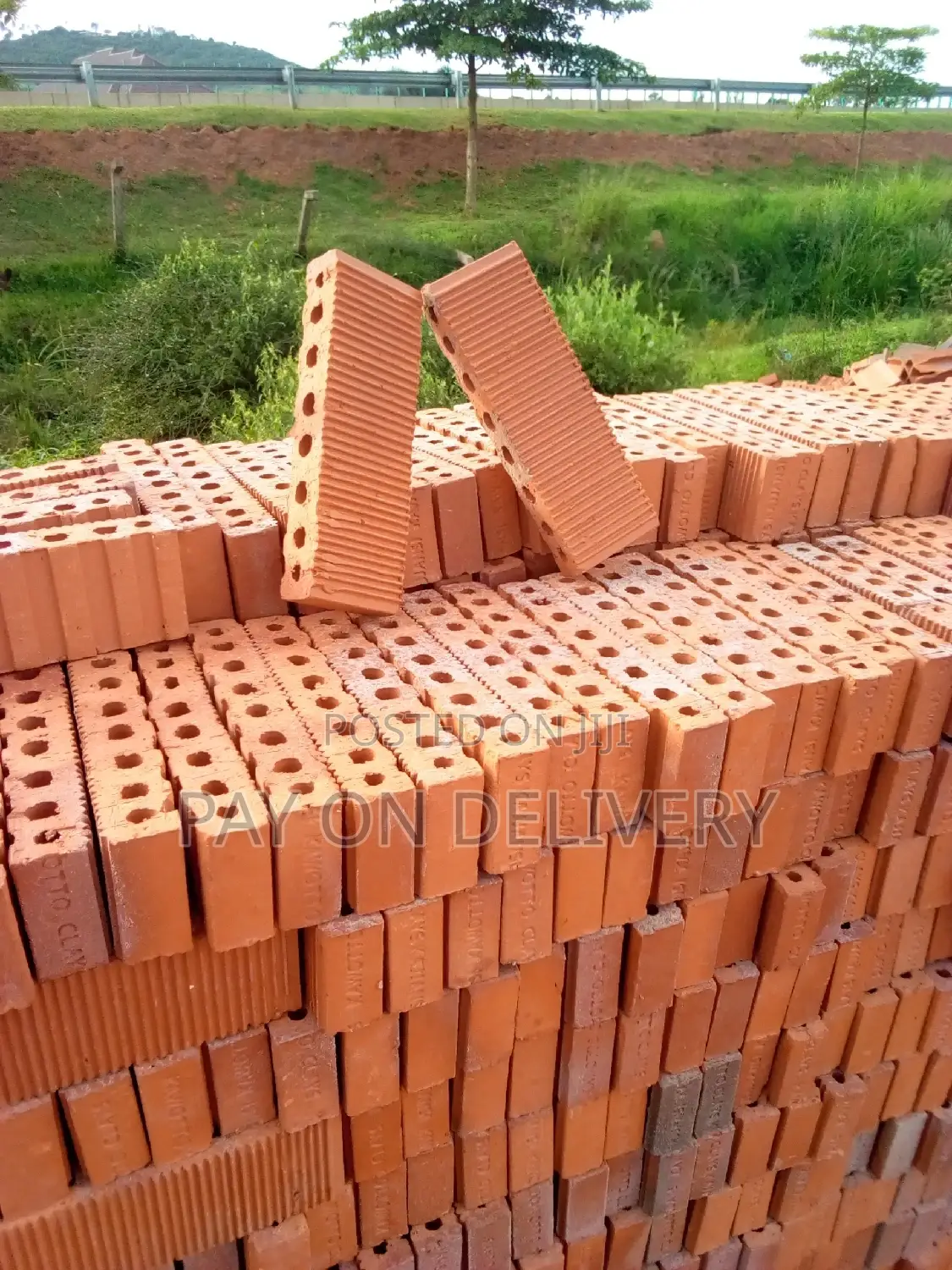 Kajjansi Half Bricks