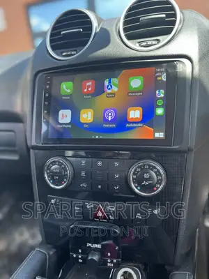 Mercedes Benz ML Apple Carplay Radio