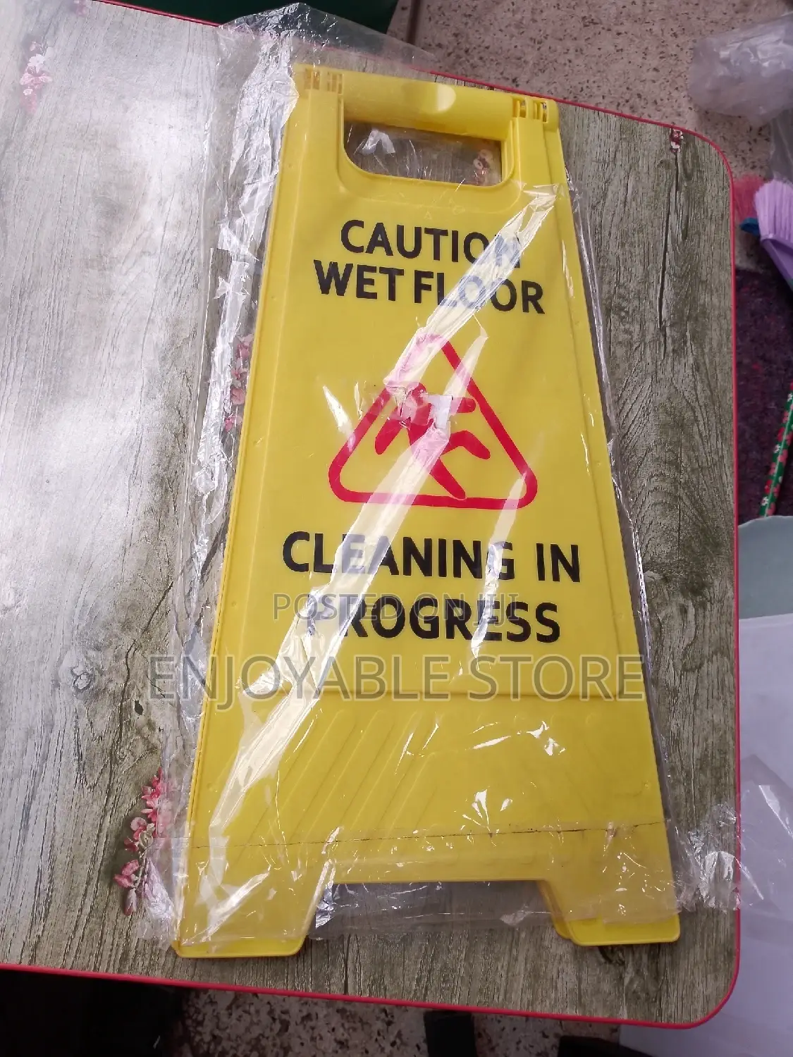 Plastic Safety Cautions Signs
