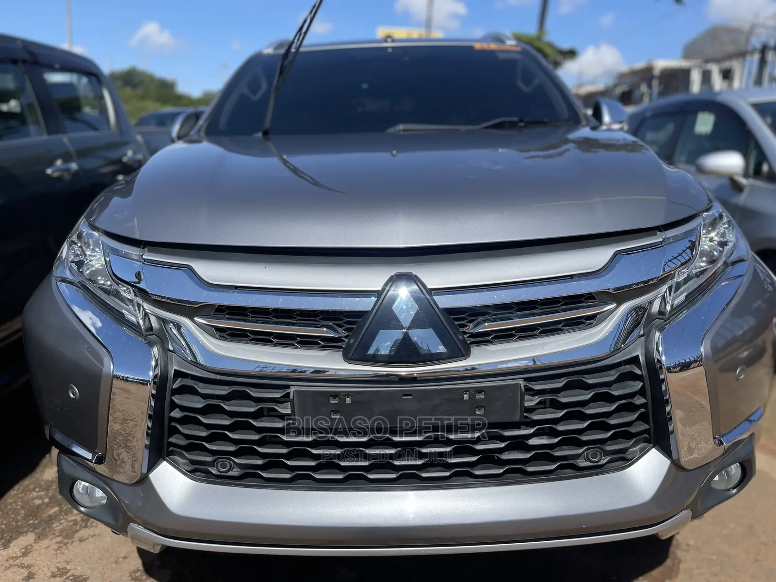 Mitsubishi Pajero 2013 Gray