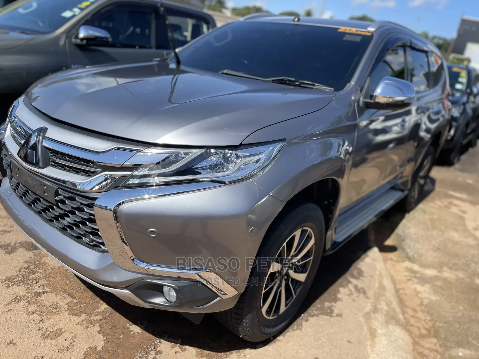 Mitsubishi Pajero 2013 Gray