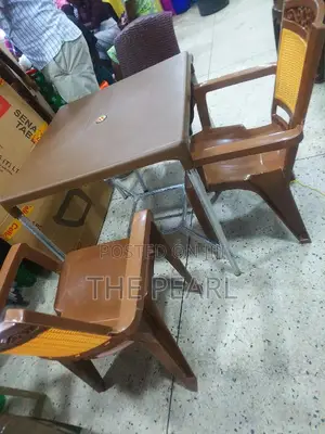 Squared Plastic Table
