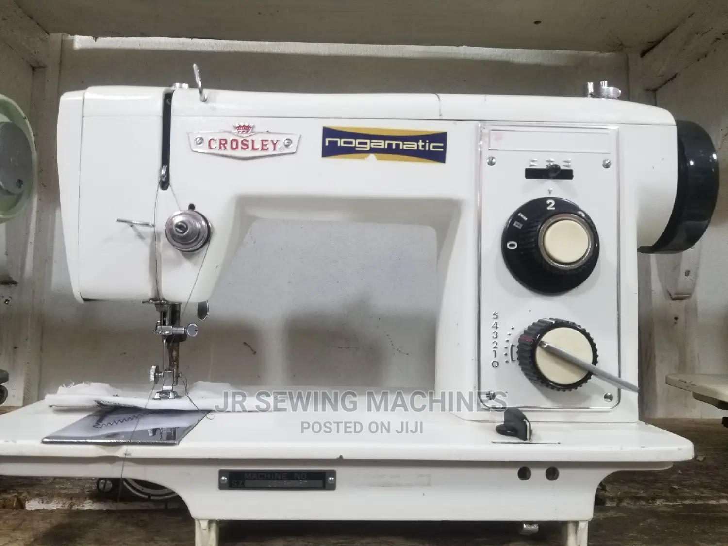 Zigzag Design Japan Sewing Machine