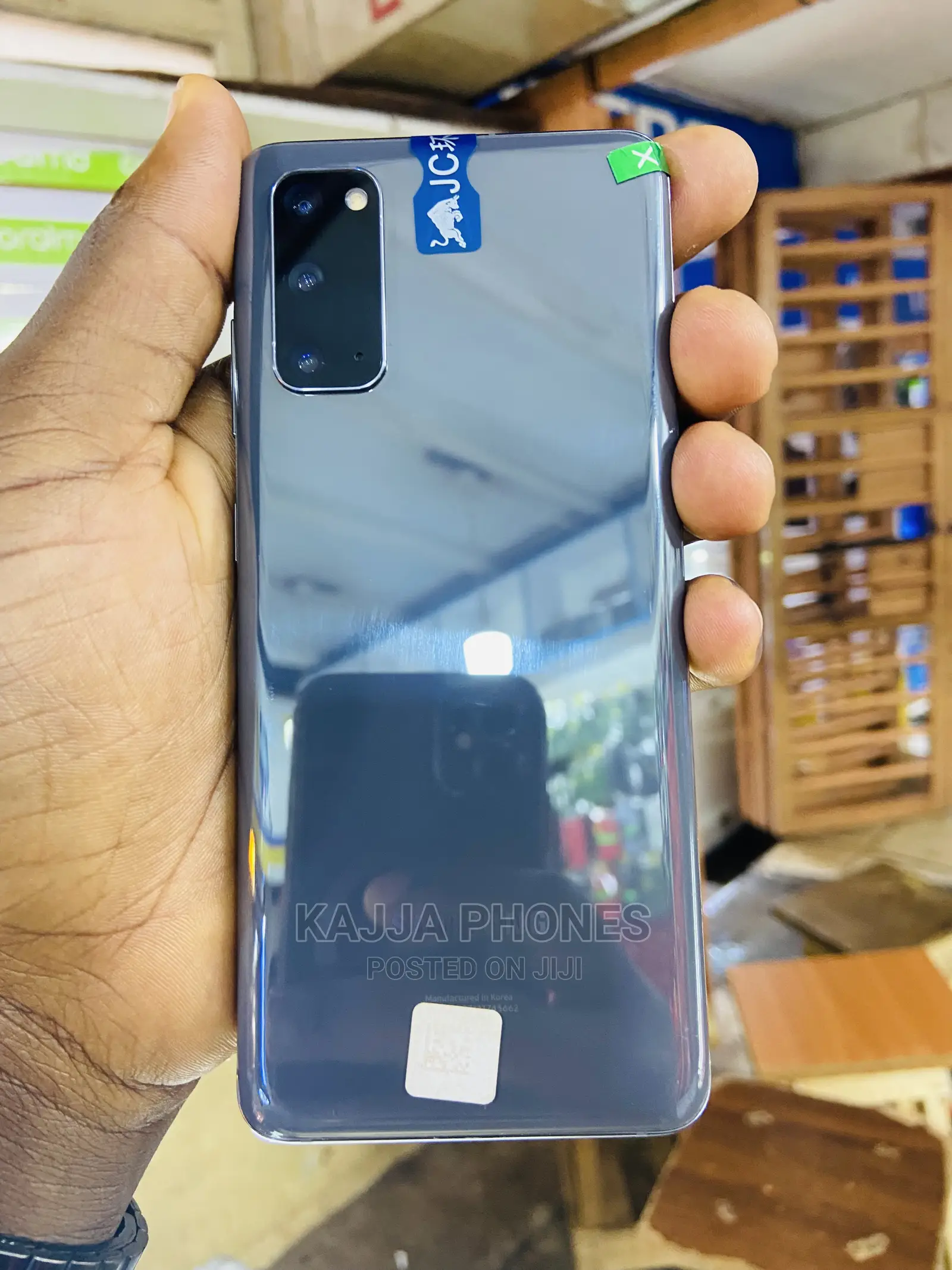 New Samsung Galaxy S20 128 GB Silver