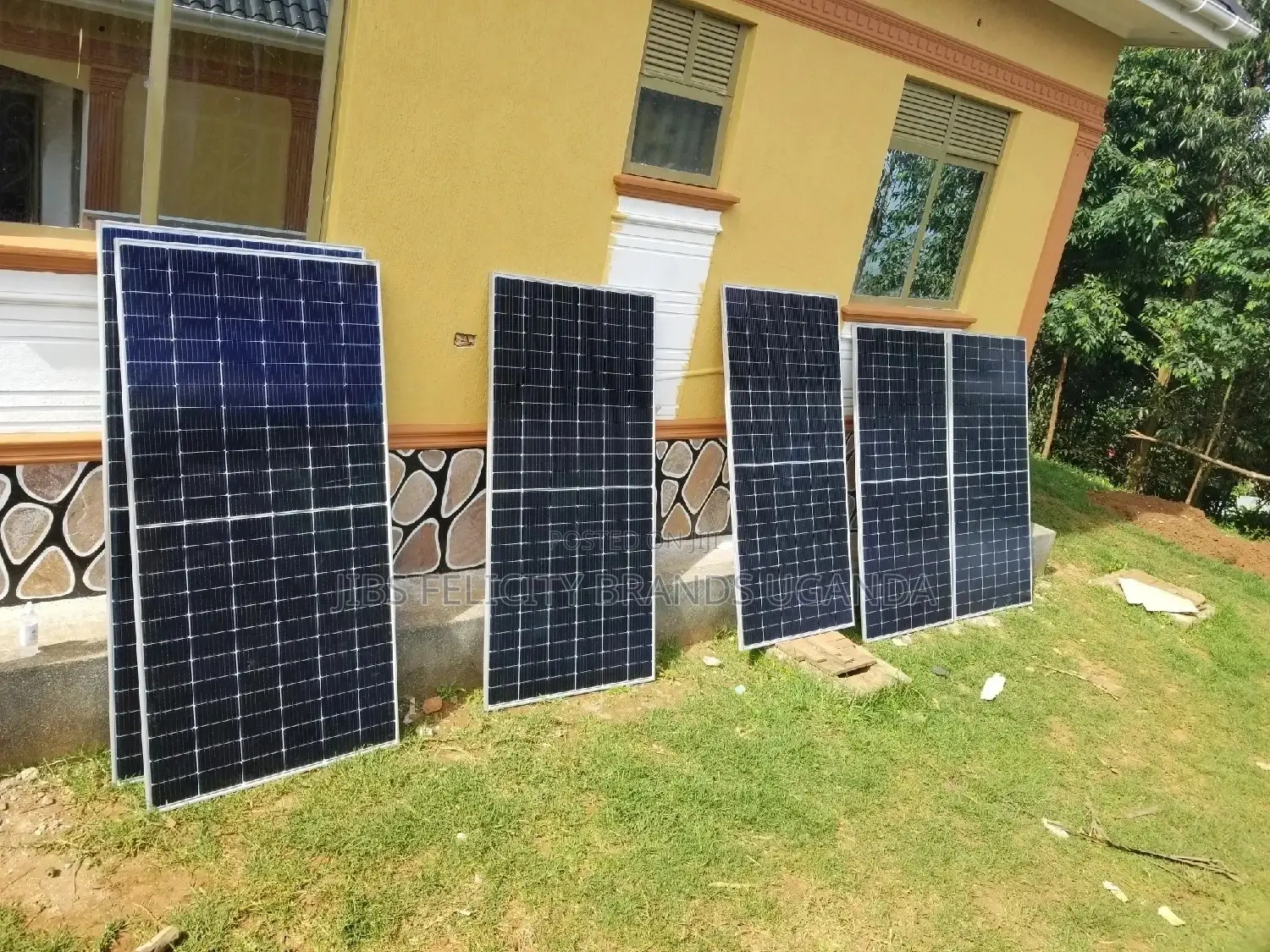 550w Solar Panels