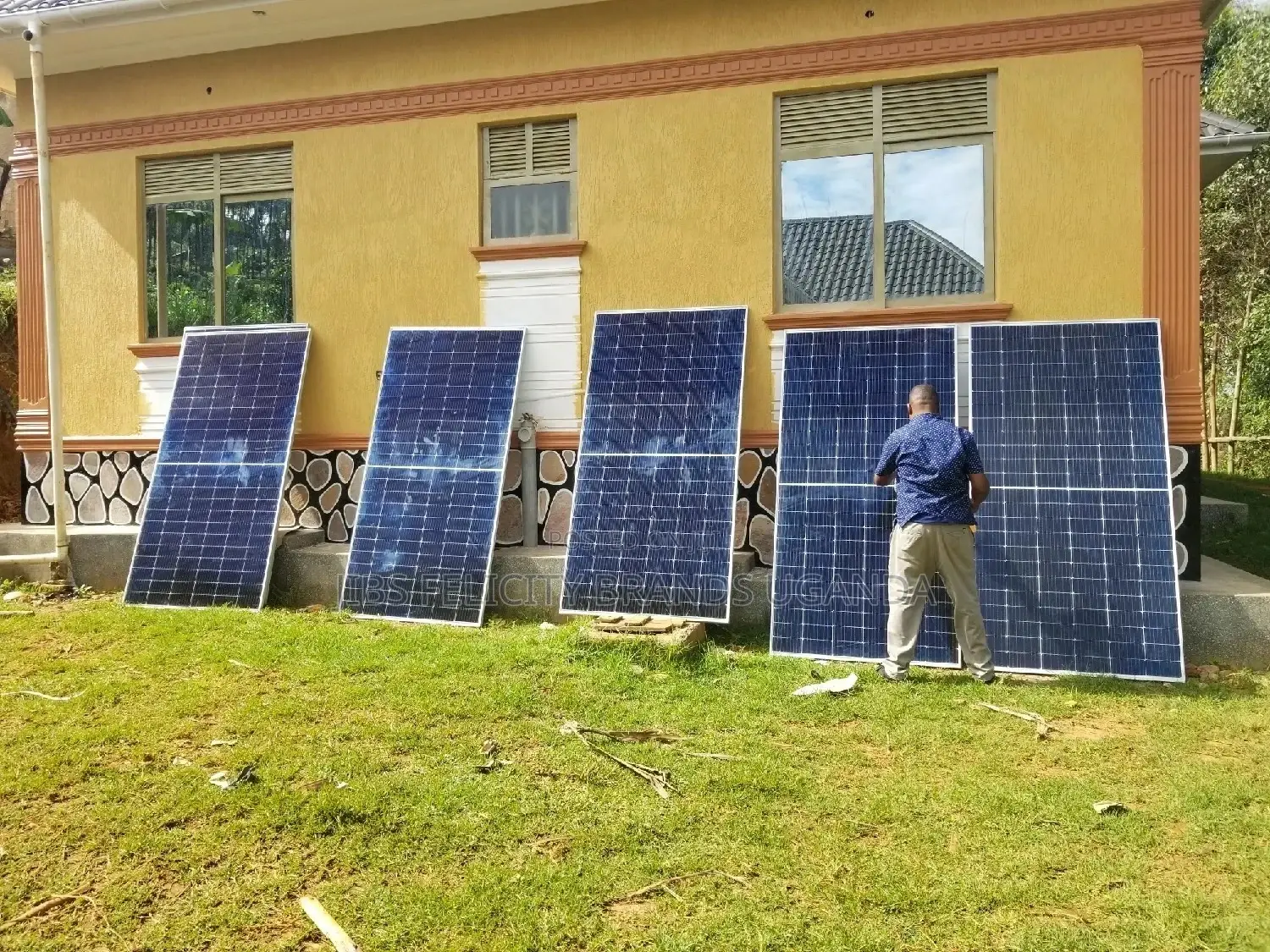 Solar Panels 550w