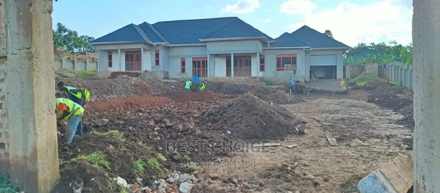 Affordable Land Scaping Services Leveling Compound Designing