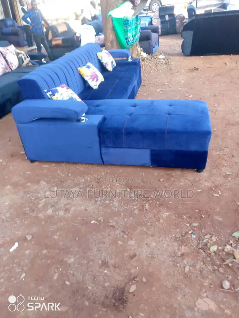 L Shaped Sofas for Sale in Good Materials