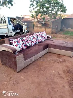 L Shaped Sofas for Sale in Good Condition