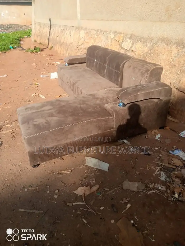 L Shaped Sofas for Sale in Good Condition