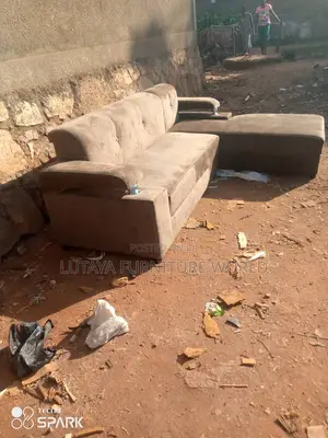 L Shaped Sofas for Sale in Good Condition