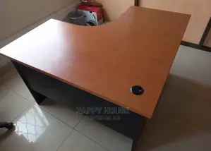 Curved Office Desk