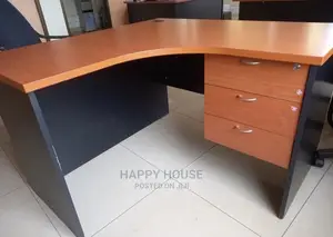 Curved Office Desk