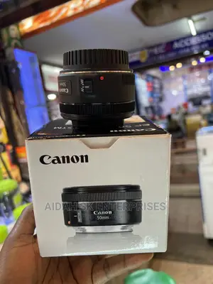 Canon Lens