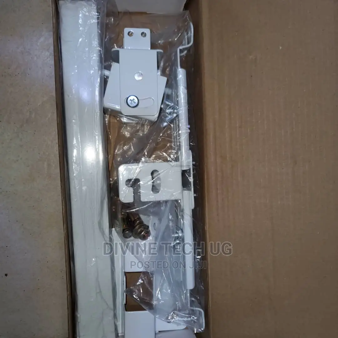 Projector Ceiling Mounting Bracket /Stand