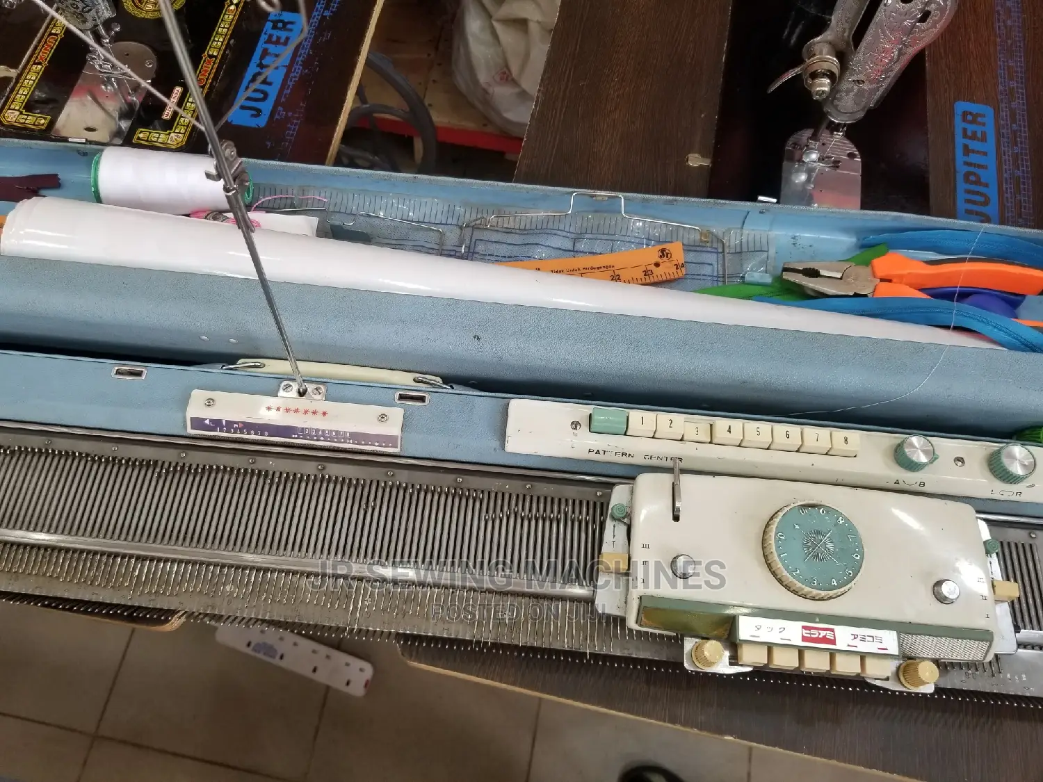 Brother Knitting Sewing Machine for Sweaters