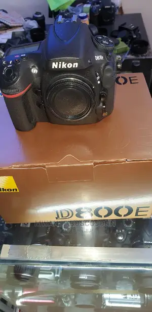 Nikon D800E