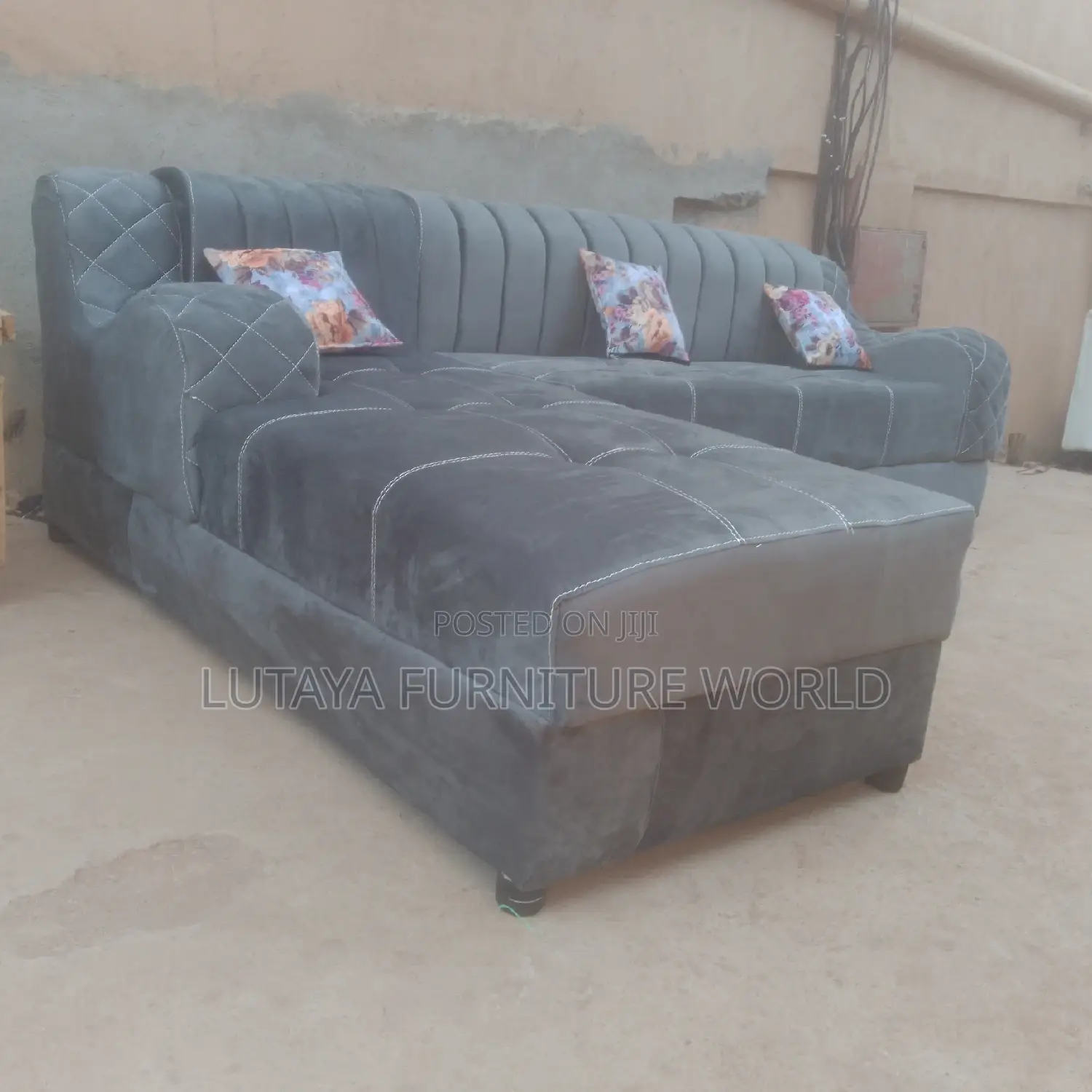 L Shaped Sofas for Sale in Good Materials