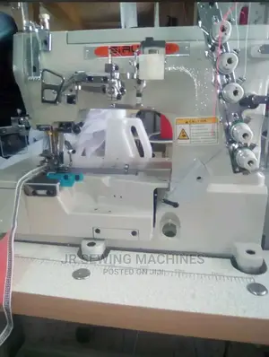 Flat Lock Industrial Sewing Machine