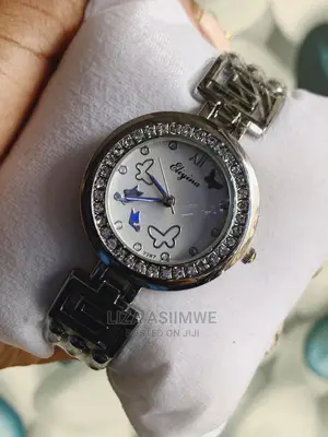 Simple Lady’S Watches Available