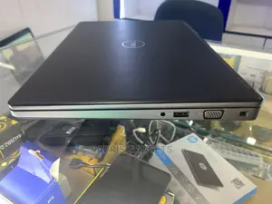Laptop Dell Latitude 5491 16GB Intel Core I7 SSD 512GB