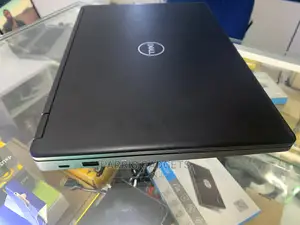 Laptop Dell Latitude 5491 16GB Intel Core I7 SSD 512GB