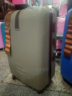 Vip Executive Suitcase .Extra Large.( Rose Gold)