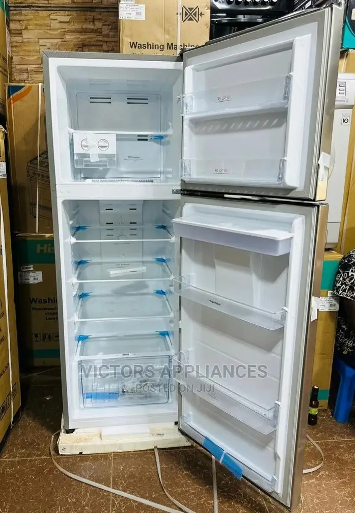 Hisense 419L Double Door Refrigerator With Water Dispenser