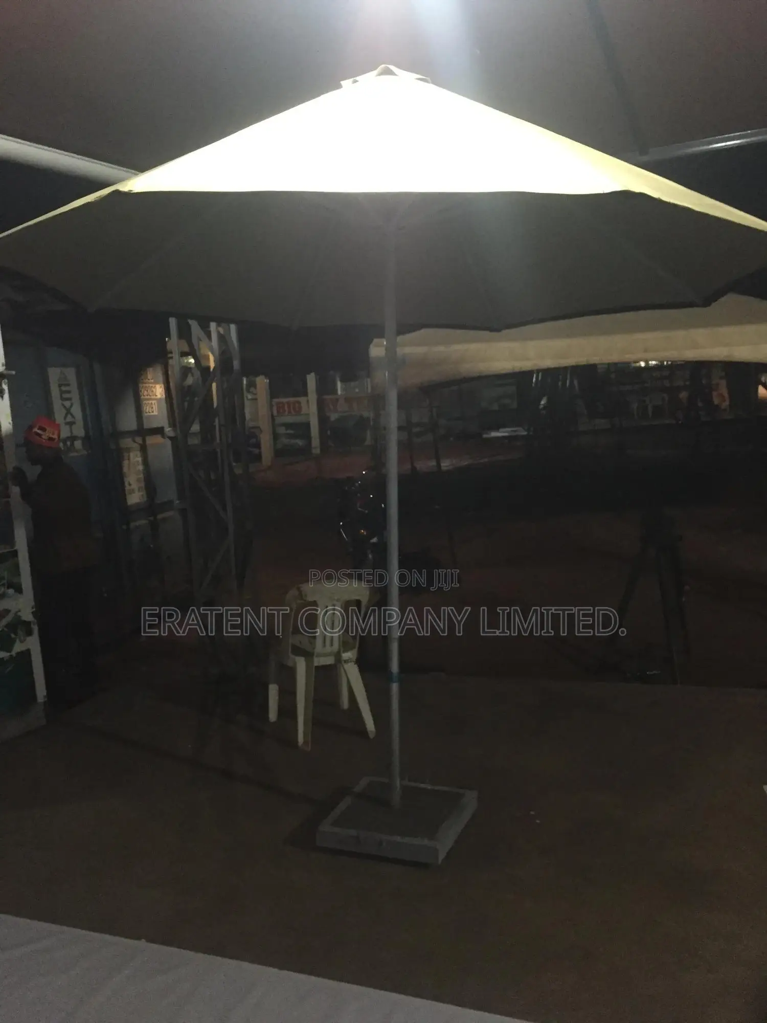 Tarpaulin Umbrella With Abase