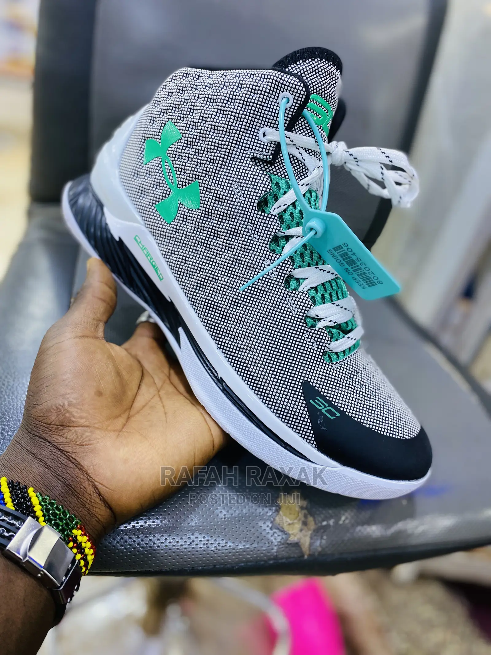 Original Under Armour Sneakers