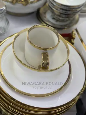24pc Classic Dinner Set With a Golden Strip