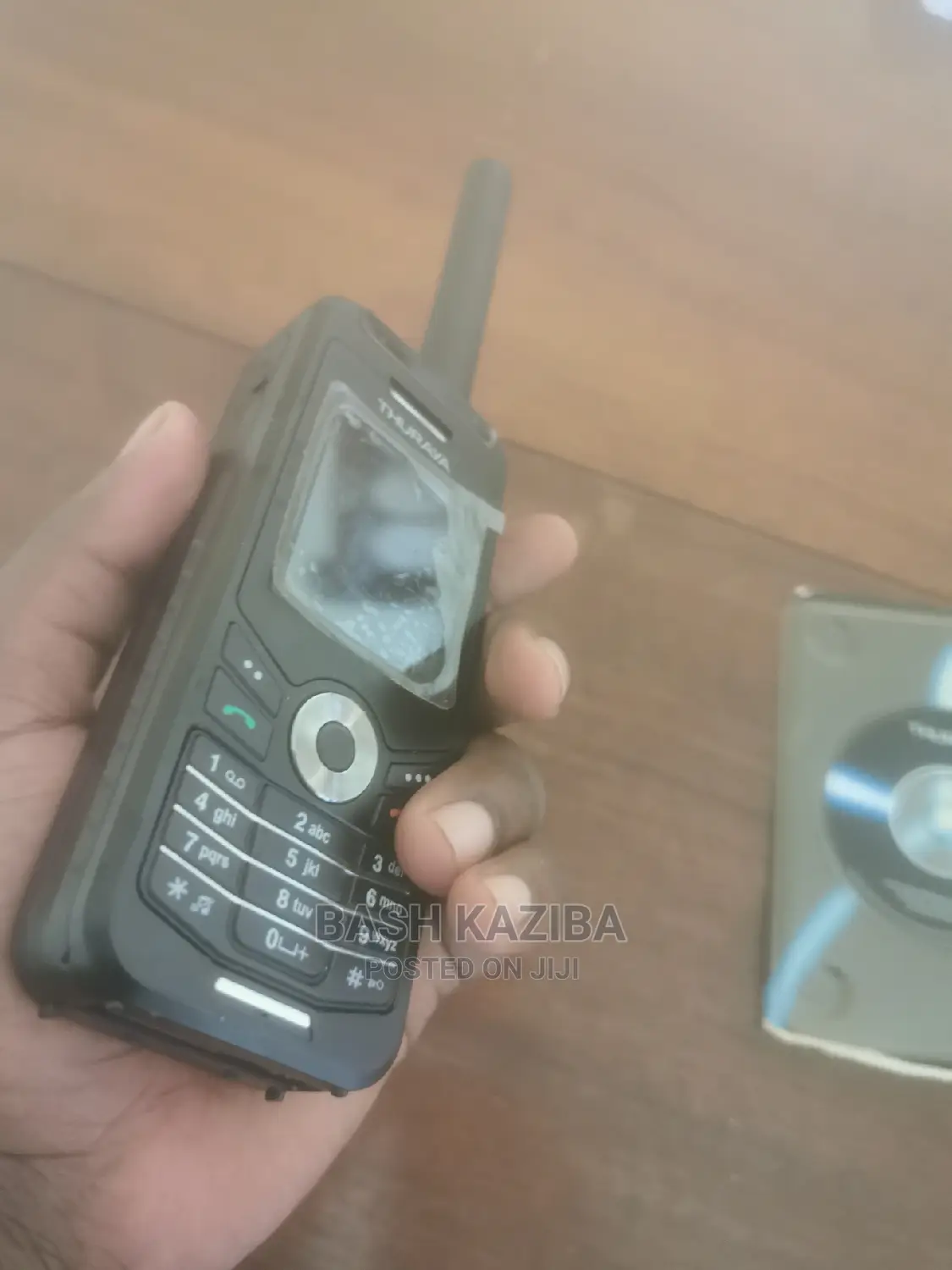 New Thuraya XT 8 GB Black