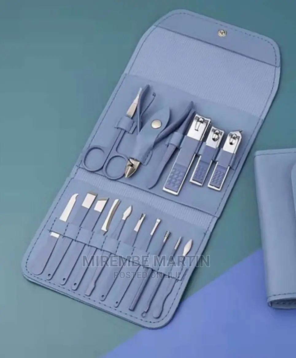 Nail Tool Set